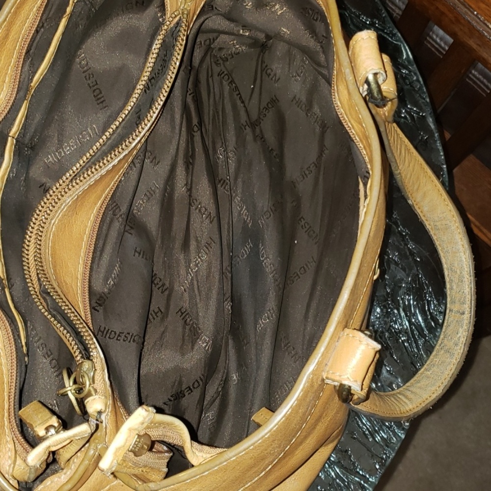 Hidesign Handbag - Picture 4 of 5